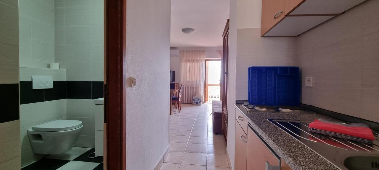 Apartments Mark - 10 M From Sea メドゥリン エクステリア 写真