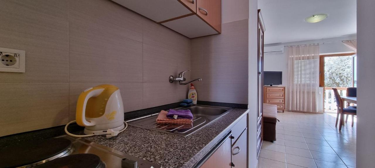Apartments Mark - 10 M From Sea メドゥリン エクステリア 写真